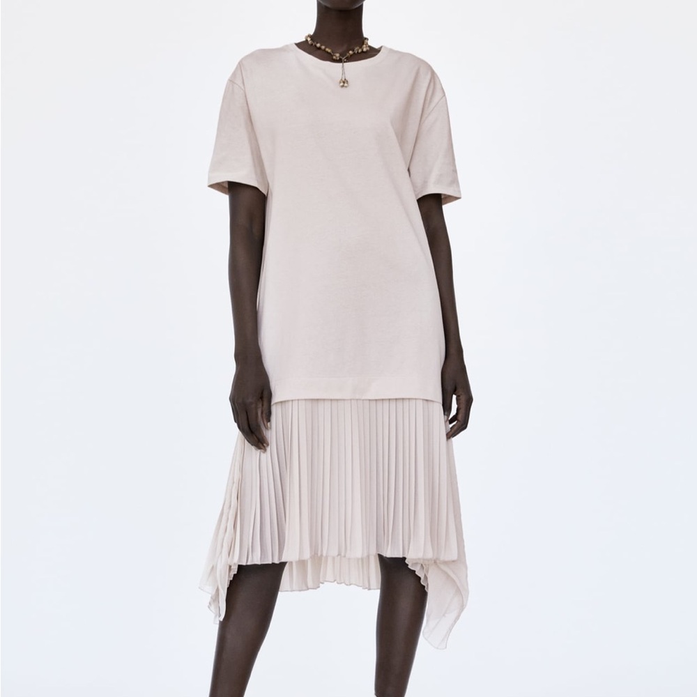 Zara Elegant Pleated T-shirt Dress